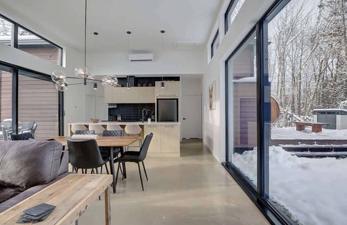 Stanstead Township Ski Chalet | Access to Lake Memphremagog - Spa - Cassiopée