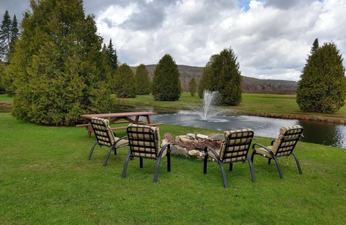 Canaan House | Access to snowmobile trail thru secondary trail/100% Solar Powered