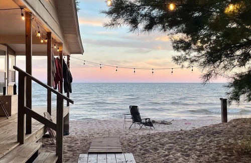 Lake Linden Cottage | Access to the best white sand beach in the Keweenaw!