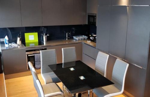 Tower Hill Apartment | Access Tower Hill