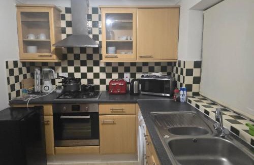 Cranham Apartment | Accessible Flat Greater London