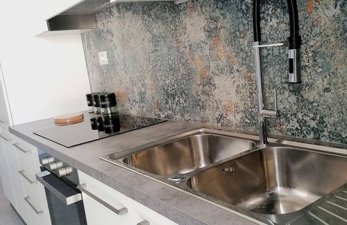 Monterotondo Apartment | Accogliente Appartamento Vicino Roma per Coppie e Famiglie, Nuovo