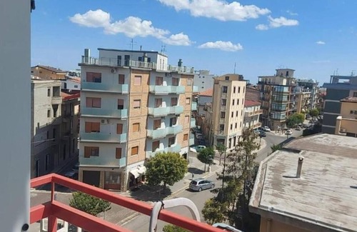Lavello Apartment | Accogliente Appartamento per Famiglie al Centro