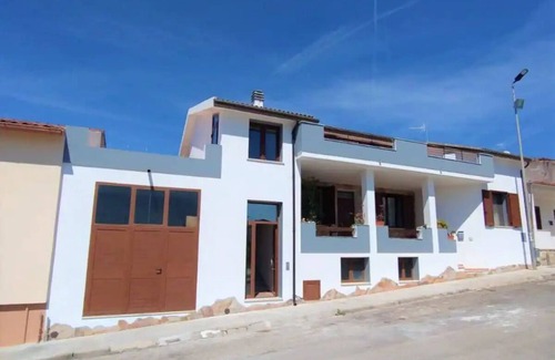 Olmedo Apartment | Accogliente Appartamento in Sardegna, Casa Vacanze Zeus per Tutte le Famiglie