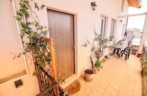 Cassano Magnago Apartment | Accogliente Mansarda Vicino Milano-malpensa