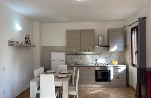 Padru Apartment | Accogliente Struttura Adatta a Vacanze di Coppia o Familiari