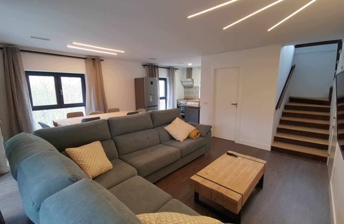 Trefacio House | ACCOMMODATION VILLA MAREL