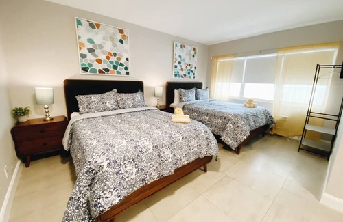 South Beach Hotel | Accommodates up to 6 guests | Free Amenities | Prime Location
