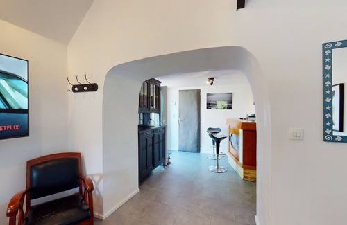 Percy-en-Normandie Cottage | Accommodation for 5 people in the countryside with heated swimming pool in summer