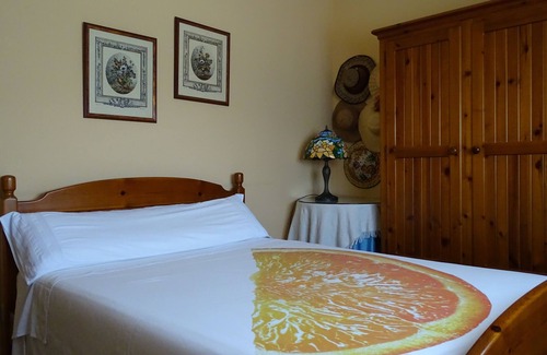 Villena Cottage | "Accommodation Eskapa"