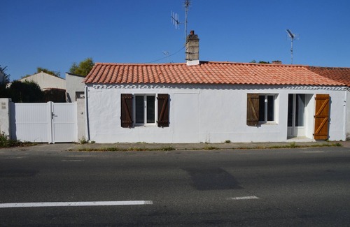 Beauvoir-sur-Mer House | Accommodation 15 min from the beach