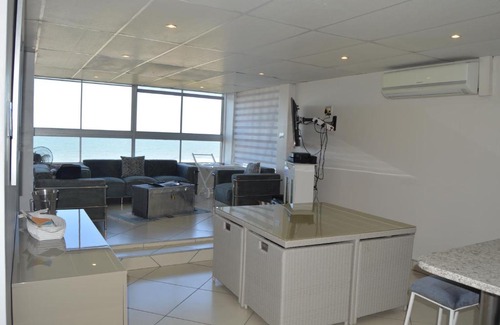North Beach Apartment | Accommodation Front - Classy 4 Sleeper with Ocean Views