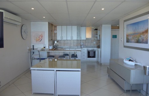 North Beach Apartment | Accommodation Front - Classy 4 Sleeper with Ocean Views