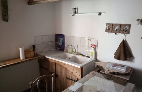 Reotier Apartment | Accommodation in an old farmhouse with a splendid view