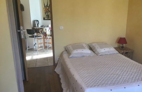 Grabels House | Accommodation in villa with independent access