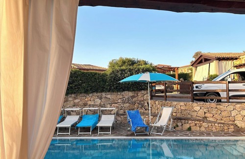 Tanaunella Villa | 🏡Accommodation Rentaln🏊Private swimming pooln🌊Near the sean🪴Private garden