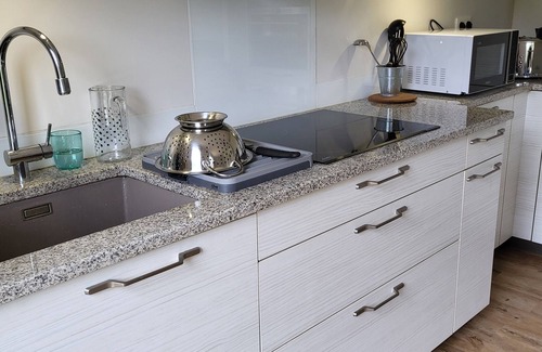 Piriac-sur-Mer Apartment | Accommodation with terrace and garden.