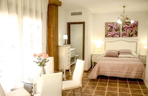 Siguenza Apartment | Accommodations Victoria Luxury Loft II