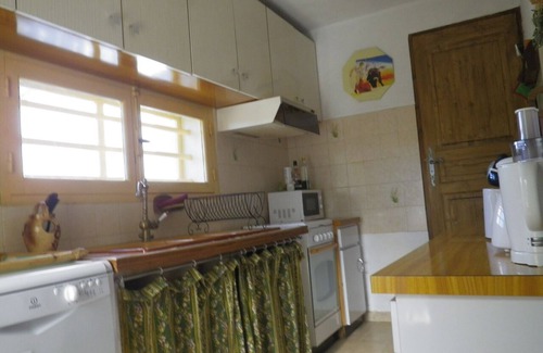 Raphele-les-Arles House | Accomodation in a typical house in Provence