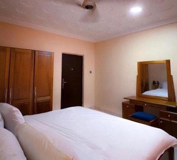Bono East Region House | Accra-5Bedroom-3Bathroom-PrivateParking