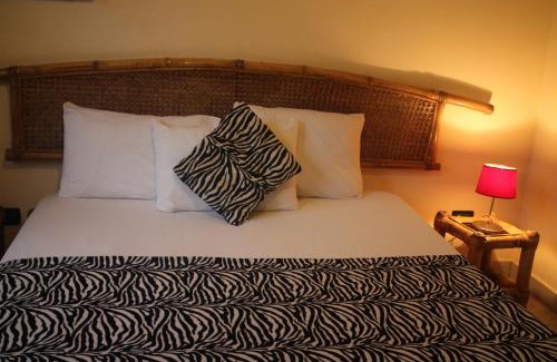 Kwabenyan Apartment | Accra Royal Castle Apartments & Suites