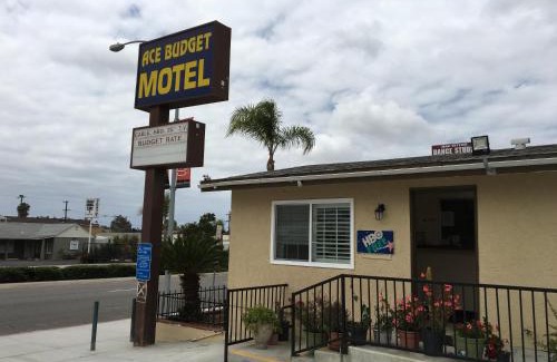 College East Hotel | Ace Budget Motel