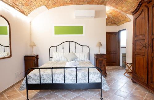 Moncalvo House | Acero Rosso
