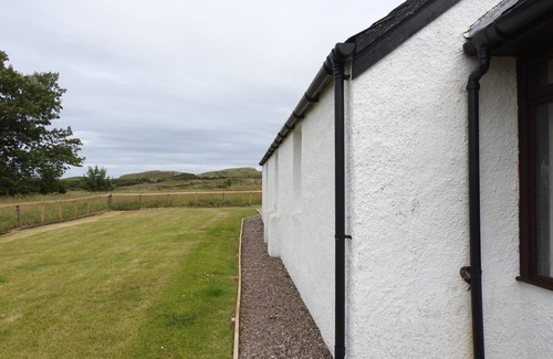 Ardnamurchan Peninsula Cottage | Achateny Cottage, 200m From a beautiful sandy Beach.
