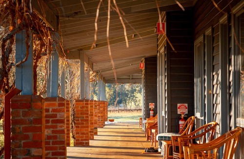 Acheron House | Acheron Valley Country Retreat Verandah Rooms (VR)