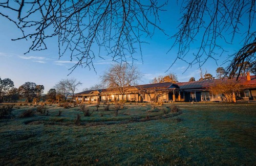 Acheron House | Acheron Valley Country Retreat Verandah Rooms (VR)