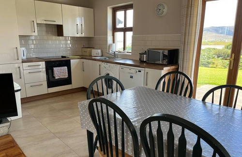 Achill Sound Ski Chalet | Achill Sound Holiday Village No 11