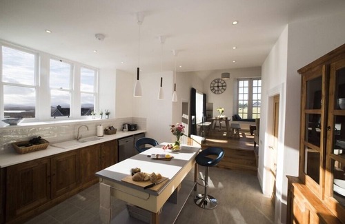 Isle of Lewis Cottage | ACHMORE SCHOOLHOUSE, family friendly, with a garden in Stornoway