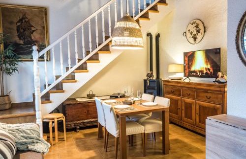 Sant Corneli Apartment | Acogedor apartamento entre montañas