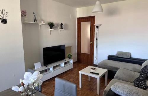 San Lazaro y Otero Apartment | Acogedor Apartamento con vistas a la Catedral y parking