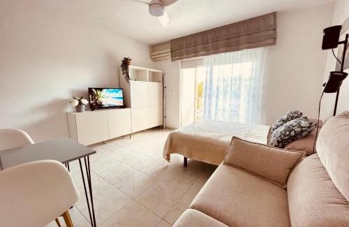 La Marina Apartment | Acogedor estudio La Marina
