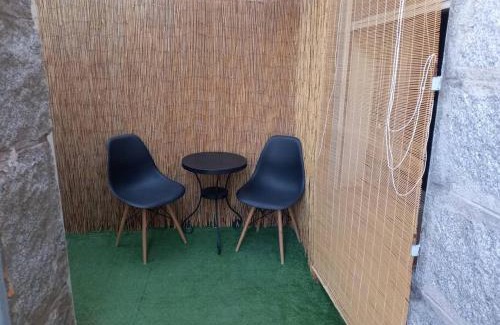 Becerril de la Sierra Apartment | Acogedora casita loft de piedra con piscina compartida