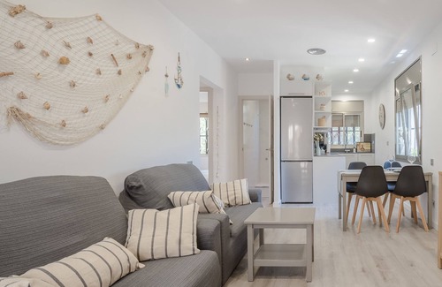 Miami Platja House | Acogedora Casa a 3 Minutos de la Playa