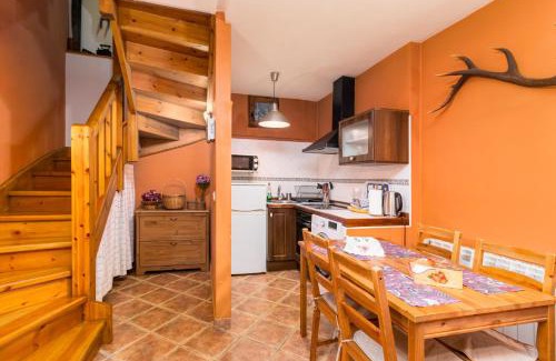 Tanarrio House | Acogedora Cabaña con Vistas a los Picos de Europa en Camaleño