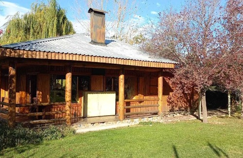 Salto Cabin | Acogedora Cabaña de Madera en la Montaña