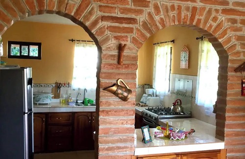 Cotacachi House | Acogedora casa #2 trabaja desde casa, segura y naturaleza. Primer Piso