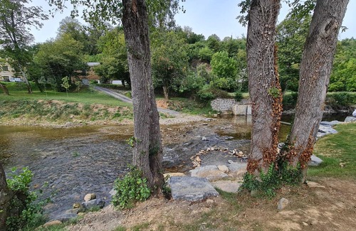 Baralla Cottage | Acogedora Casa Rural, EN UN Entorno Precioso