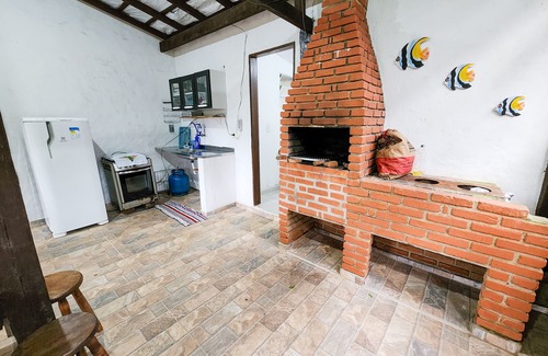 Ilhabela Ski Chalet | Aconchegante Chalé Cercado de Natureza ao Lado da Cachoeira do Paquetá