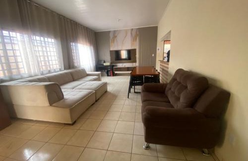 Plano Diretor Sul House | Aconchego - Casa 3/4 - ar condicionado nos 3/4 -garagem