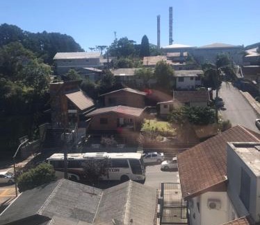 Floresta Apartment | Aconchego e praticidade esperam por você em Gramado!