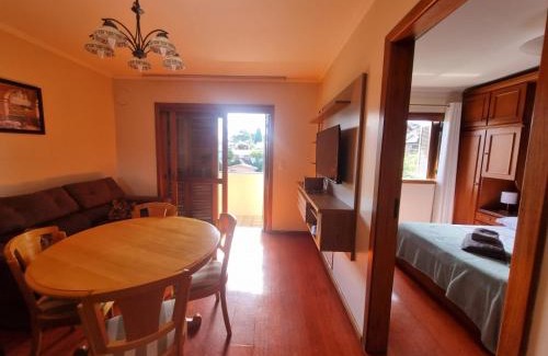 Floresta Apartment | Aconchego e praticidade esperam por você em Gramado!