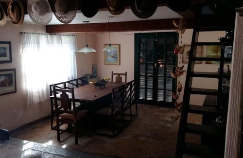 Campos do Jordao House | Aconchego em Campos do Jordao com churrasq e WiFi