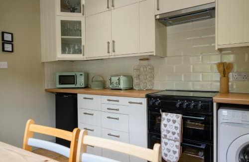 Ampleforth Apartment | Acorn Apartment