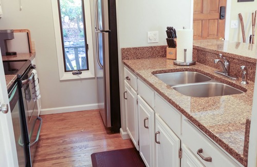 Lake Sequoyah House | Acorn Cabin - Close to Town