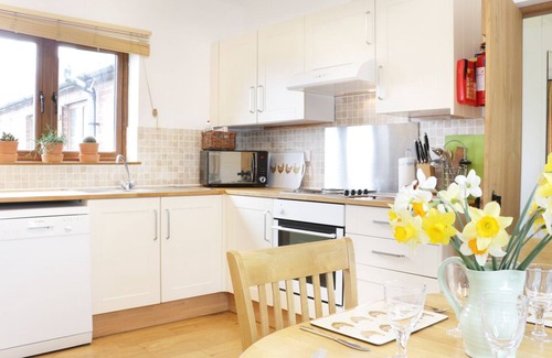 Loppington Cottage | ACORN COTTAGE 1, family friendly, with a garden in Burlton