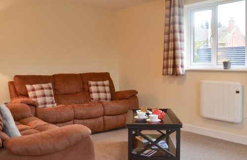 Leominster House | Acorn Cottage